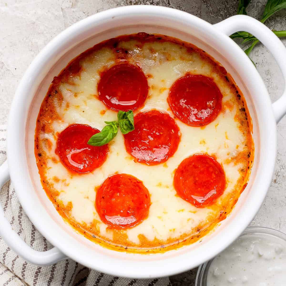 Satisfy Pizza Cravings: Easy No-Crust Cottage Cheese Bowls